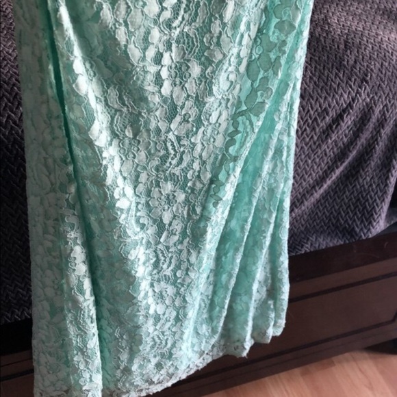 Dress - Picture 4 of 5